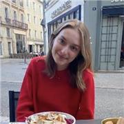 Etudiante 
Cours de soutien et de remise à niveau pour élèves de primaire et de collège